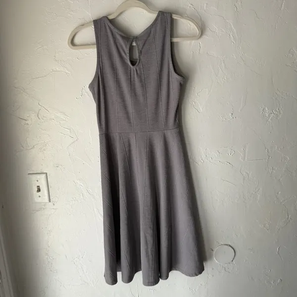 Gilli Dress‎ Womens Medium Gray Sleeveless Fit and Flare Keyhole Back Made USA - Image 10