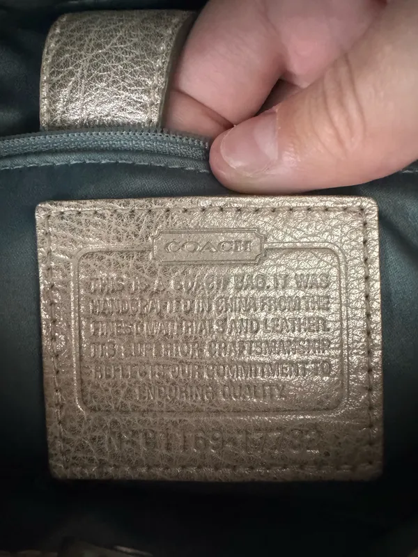Coach Champagne Metallic Leather Bag - Image 7