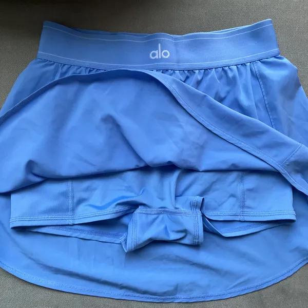 Alo Yoga Match Point Tennis Skirt Crystal Clear Blue M - Image 5