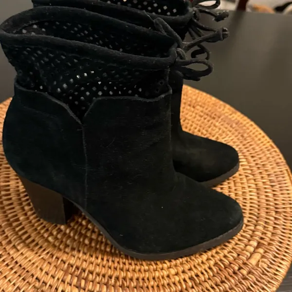 Crown Vintage Black Suede Ankle‎ Booties Size 7 - Image 3