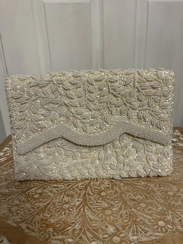 La Regale Beaded Ivory Sequin Envelope Clutch - Image 3