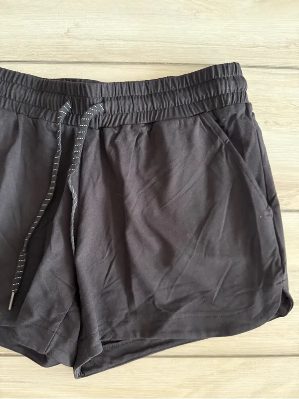 We Wander Versamove Performance Pique Shorts Black Small NWT STITCH FIX - Image 2