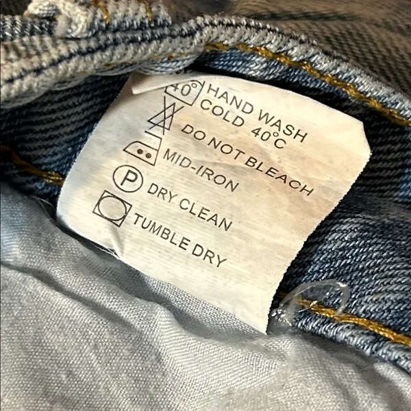 DISSH Light Blue Frayed Jean Shorts Size 12 - Image 5