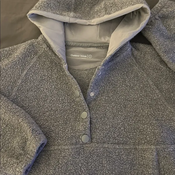 Outdoor Voices MegaFleece Snap Up Hoodie Sz S - Image 9