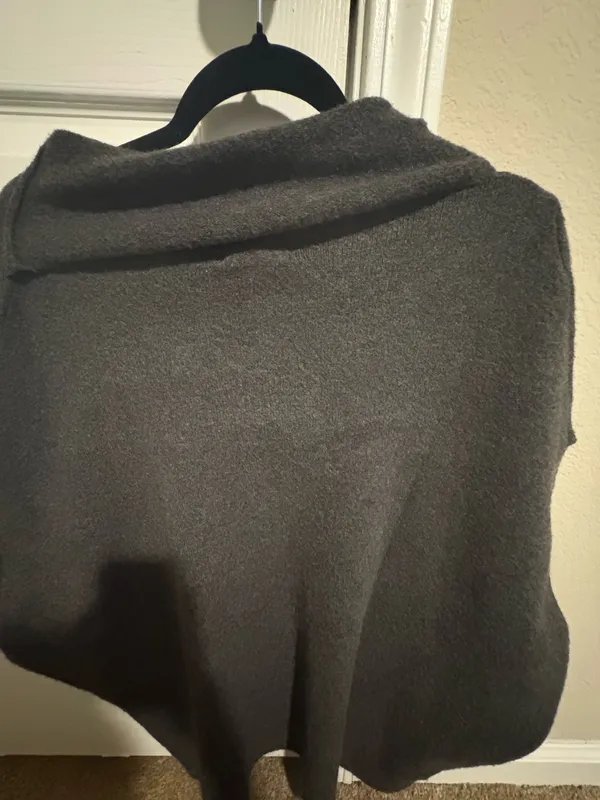 Grey sweater poncho Gray - Image 5
