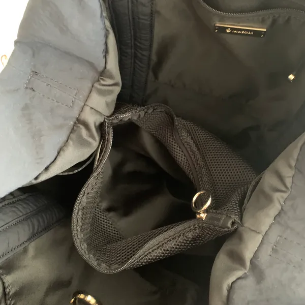 Lululemon on my level bag - Image 5