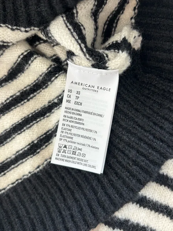 American Eagle Striped Sweater - Image 4