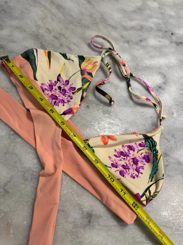 Dippin' Daisy's Two Piece Bikini. Size Small - Image 9