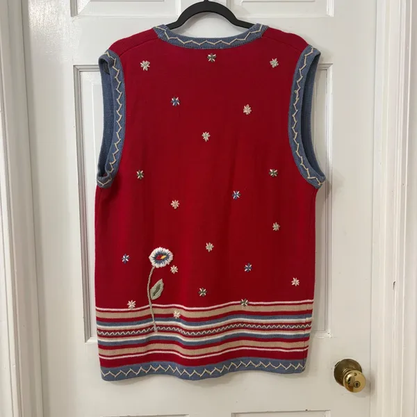VTG Red Floral Embroidered Sweater Vest Women M Cottagecore Western Grandmacore - Image 2