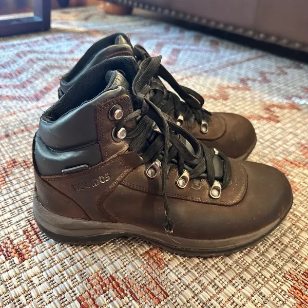 NEVADOS |‎ Women's Waterproof Brown Leather Lace Up Hiking Boots, 7W - Image 3