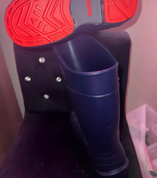 Rain/ Fishing boots Purple Size 8 - Image 2