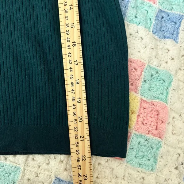 Ann Taylor Green Ribbed Long Sleeve Sweater Top Medium - Image 6