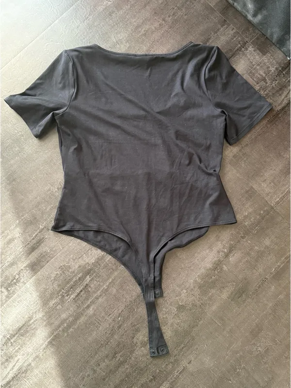 H&M Black Bodysuit Top Ribbed L - Image 3
