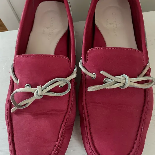 Cole Haan‎ Women's Pink Moccasins with Gray Laces - Image 3