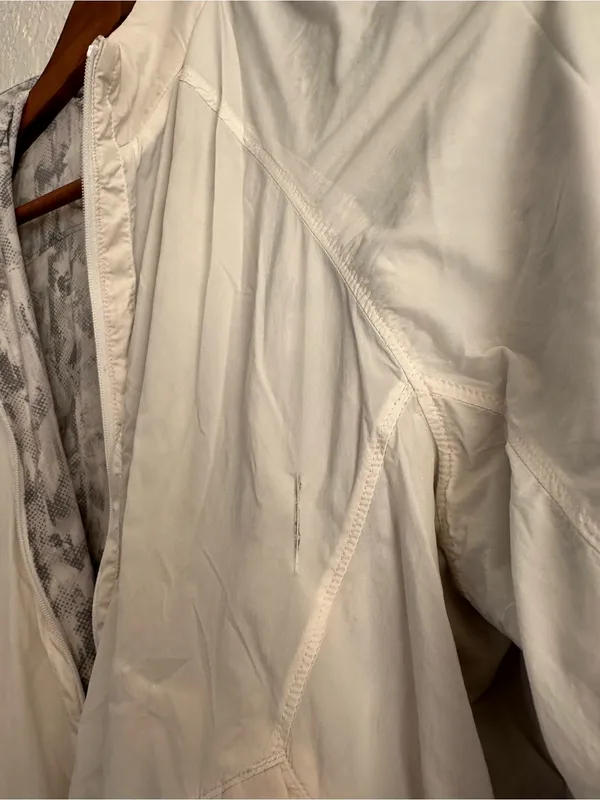 Lululemon Jacket Womens 4 White Gray Nylon Reversible - Image 9