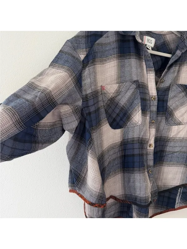 Urban Outfitters BDG Karl Slouchy Blue Flannel Button Down size medium - Image 10