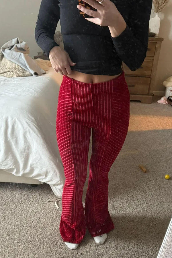 Free People Pull On Velvet pants - Image 3
