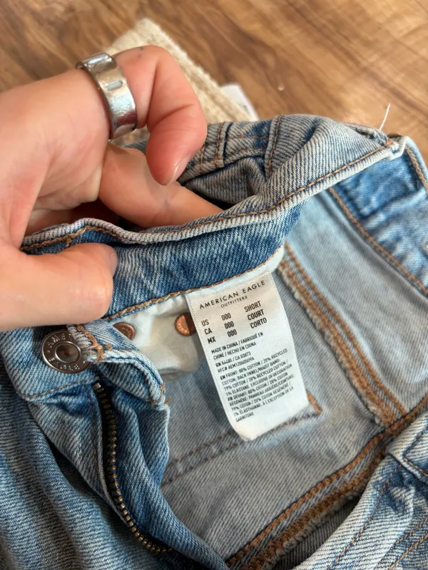 American Eagle Jeans - Image 3
