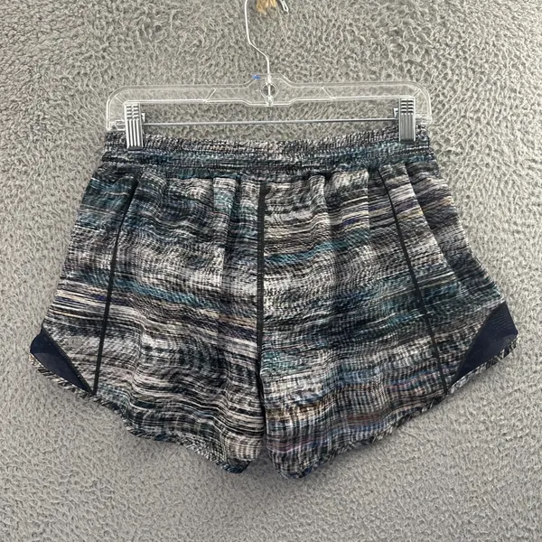 Lululemon Hotty Hot Shorts Low Rise‎ 4" Digital Oasis Athletic Pelaton Women's 8 - Image 2