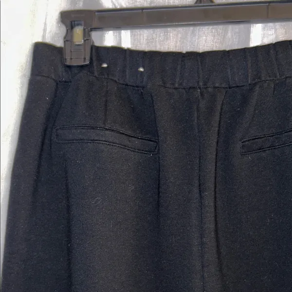 On 34th Size M Black Wide - Image 9
