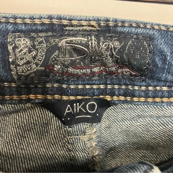 Silver Jeans Aiko Baby Bootcut Jeans‎ Size 26 - Image 4