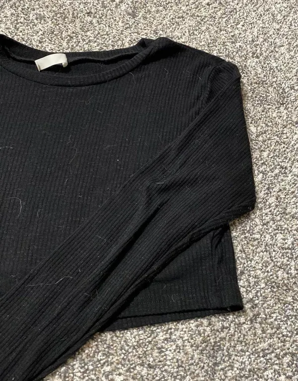  ROMWE Black Round Neck Long Sleeve Fitted Crop Top - Image 2