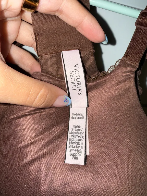 Victoria's Secret Push-Up Bra - Image 3