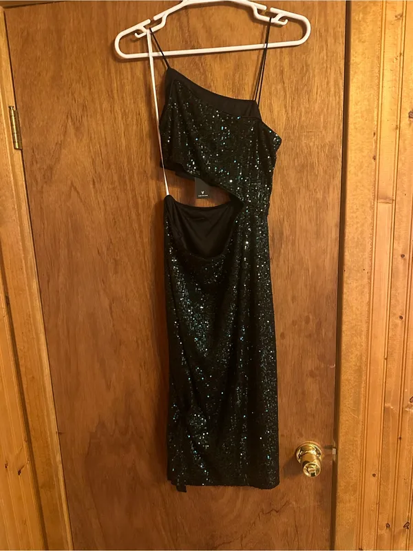 Lulu's Dark Green Sequin Midi Skirt with Side Slit - Image 6