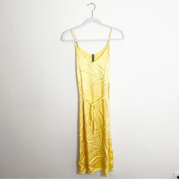 Raquel Allegra Slip Midi Dress Yellow Satin Size Small/4 - Image 3