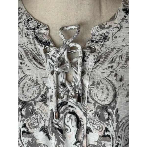 Tribal‎ Shirt Women Large Ivory Gray Floral Fleur Lace Up Neck Ruffle Hem Top - Image 6