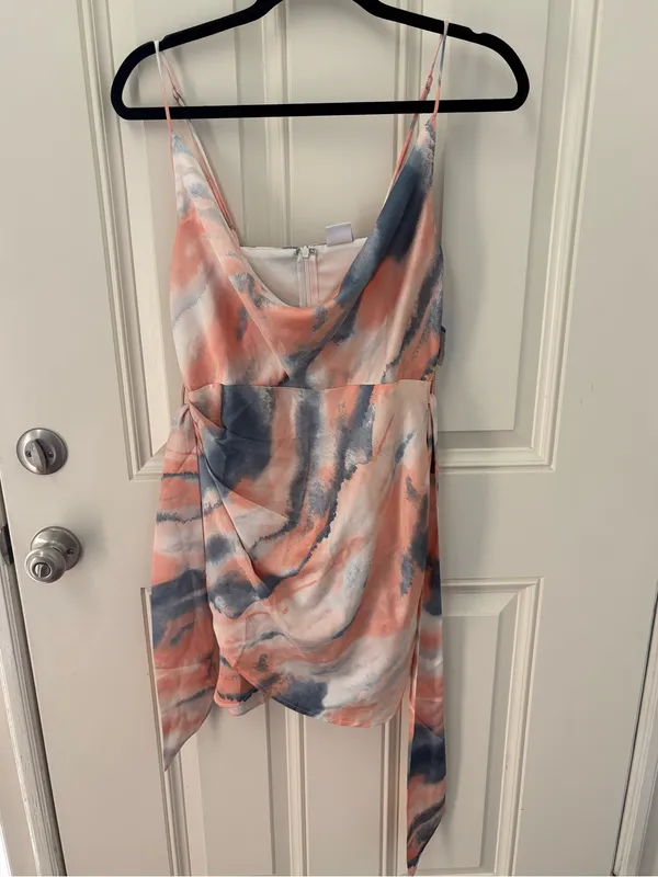 Selfie Leslie Bebe Satin Cowl Neck Wrap Dress Watercolor Print Multi Size Small - Image 2