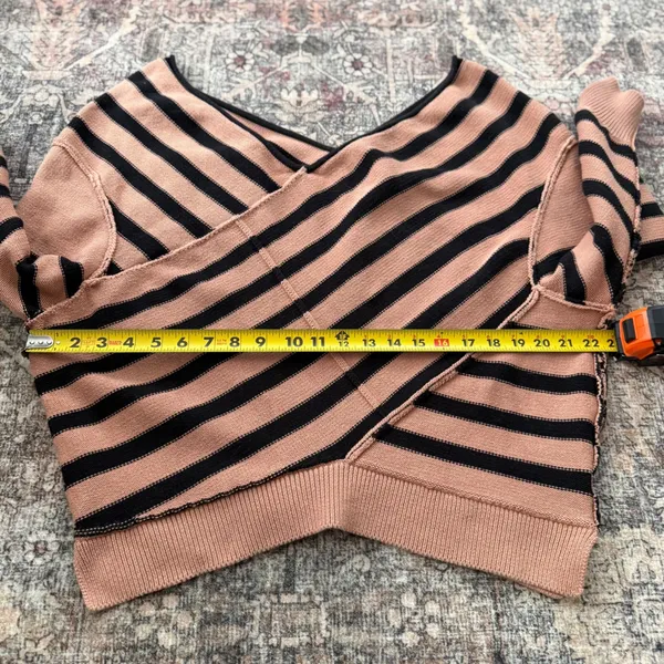 We‎ The Free Crossroads free People Striped Crossover Knit Sweater Tan Black L - Image 5