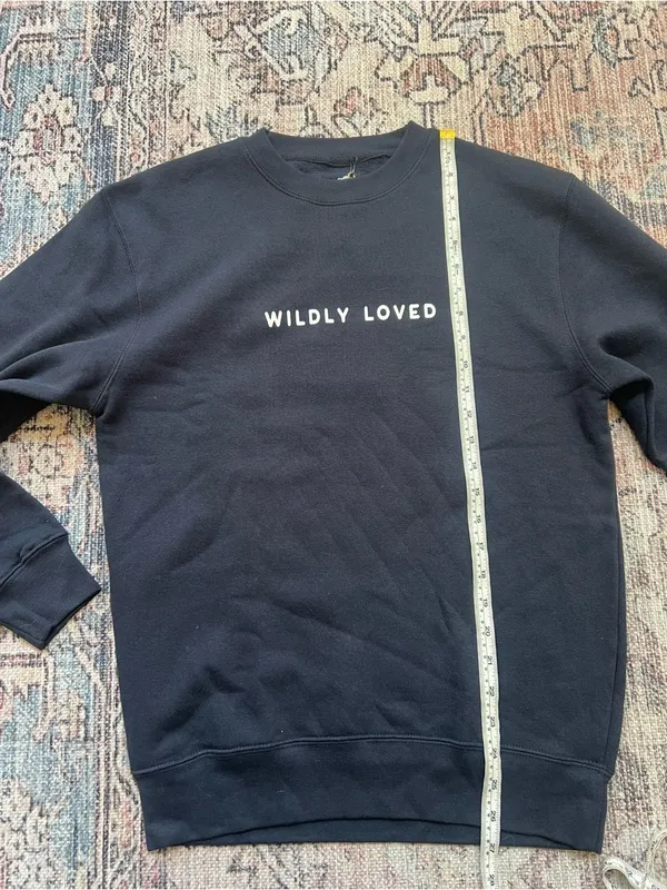 Crowned Free NWT Wildly Loved Navy Crewneck Sweatshirt Pullover - Women’s Small - Image 9