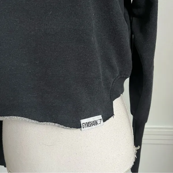 Gymshark • Charcoal Grey Women's Raw Hem Cropped Sweatshirt - Image 2