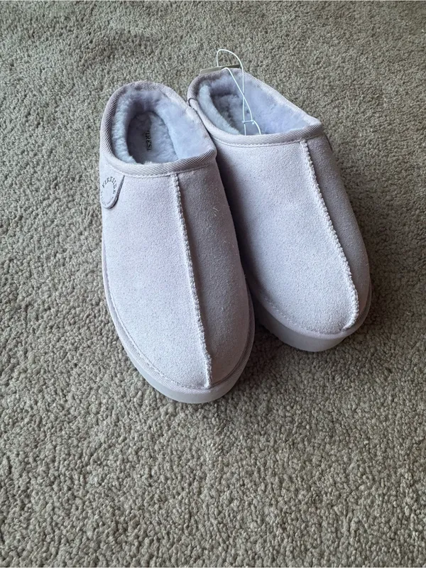 Fireside by Dearfoams Shearling Platform Slippers 8 - Image 2