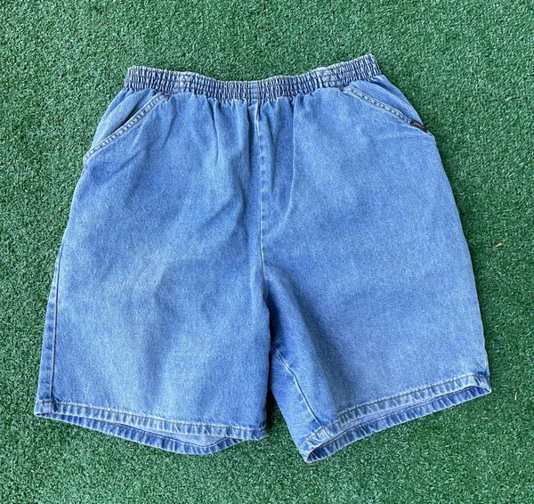 Vintage 90s Shorts Size 32 - Image 4