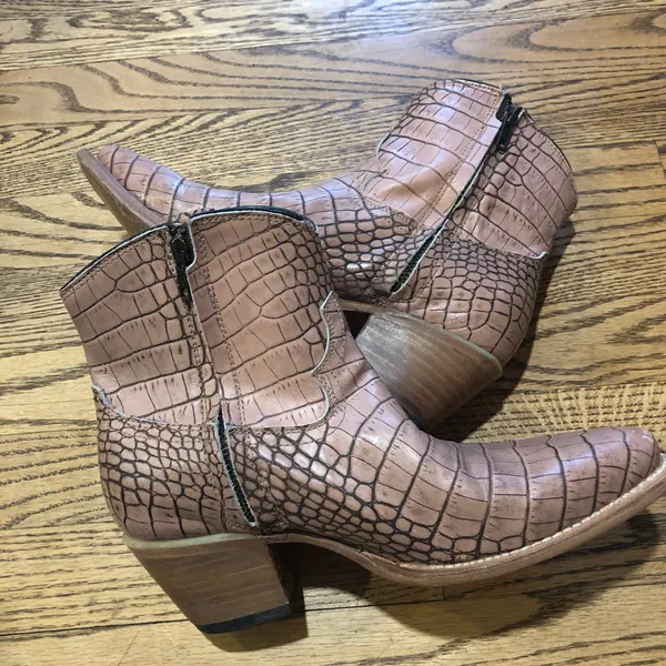 Freebird Miramar Boot Croc Embossed Pink - Image 5