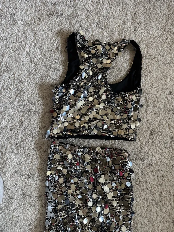 Lulu’s Prominent Sparkle Silver Sequin Matching Set Sz Small Crop Top Maxi Skirt - Image 7