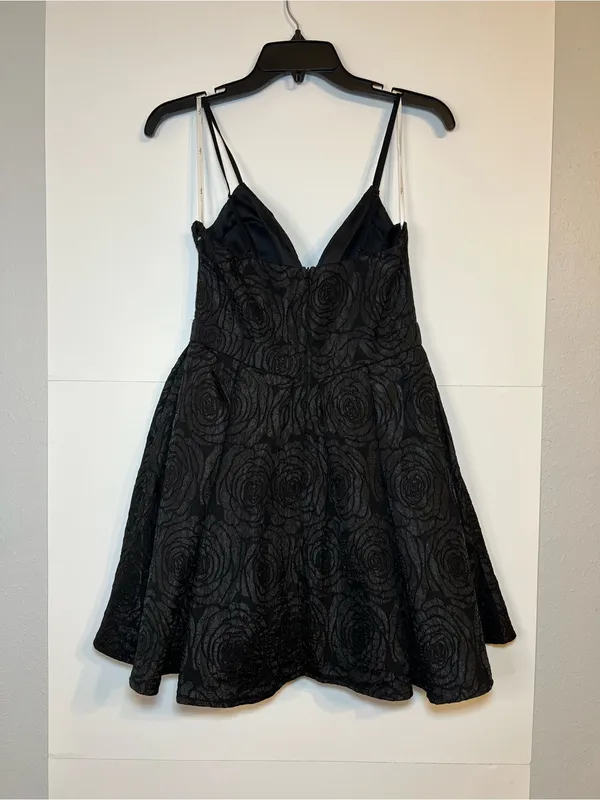 Lulus Loving is Easy Black Jacquard Pleated Skater Black‎ Mini Dress size small - Image 5
