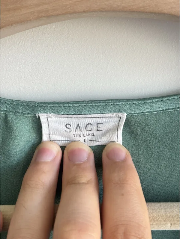 Sage The Label Satin Tie Front Crop Blouse Sage Green Long Sleeve Size L - Image 4