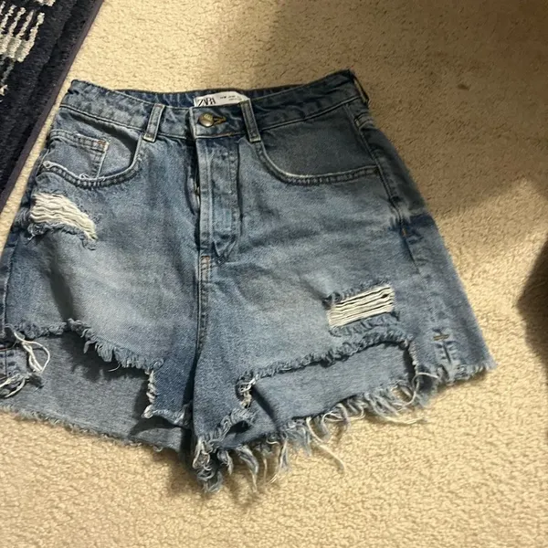 Zara‎ denim shorts 4 - Image 2