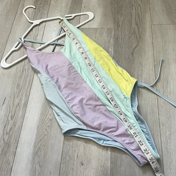 PQ Swim Swimsuit pastel striped aruba farrah one piece womens (medium) beach - Image 5