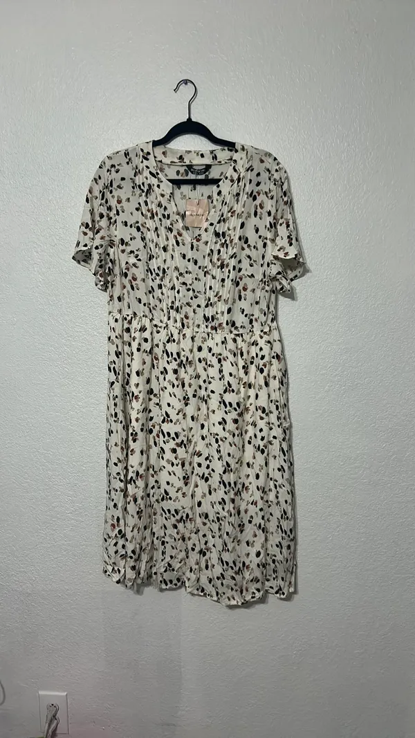 BloomChic Cream Midi Dress with Black and Brown Leaf Print - Image 3