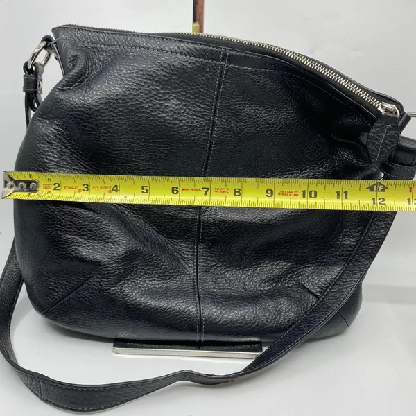 COACH M Size Black Leather Crossbody Bag - Image 2