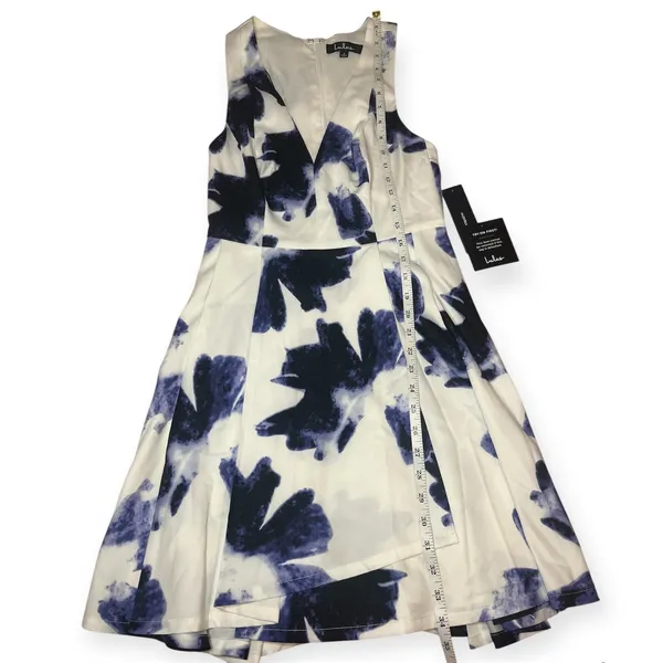 NWT Lulus White‎ Blue Floral Fit & Flare Deep V Mini Dress Resortwear Size Small - Image 11
