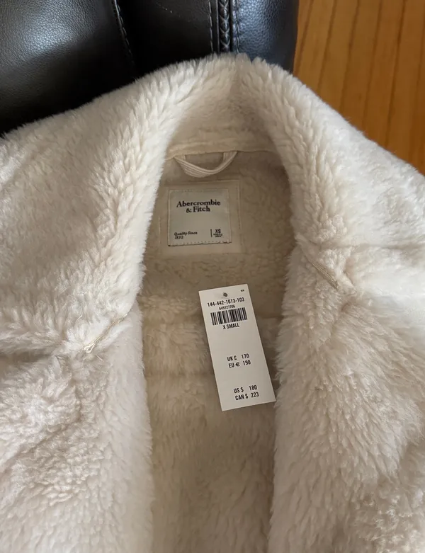 Abercrombie Oversized Short Sherpa-lined Vegan Leather Coat - Image 5