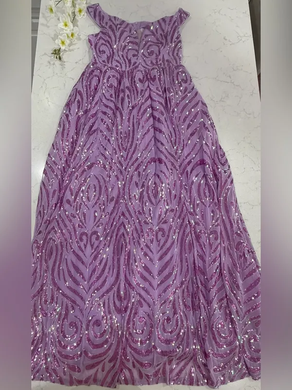 Lavender Sequin Maxi Dress with V - Image 2