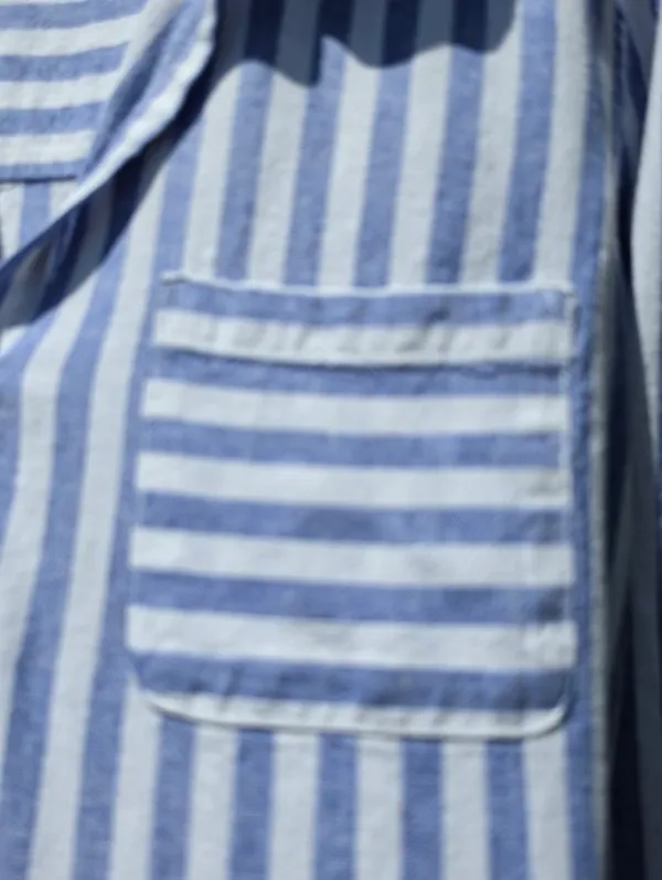 Nicole Miller Blue and White Striped Linem Blend Button-Up Shirt Small - Image 3