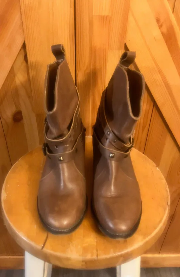 Steve Madden TEXIC Brown Leather Studded Strappy Belted Ankle Boots SZ 8M - Image 2