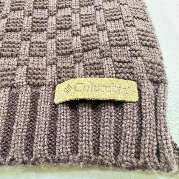 Columbia Knit Scarf Purple Textured Waffle Basketweave Winter Muffler Logo Patch - Image 2
